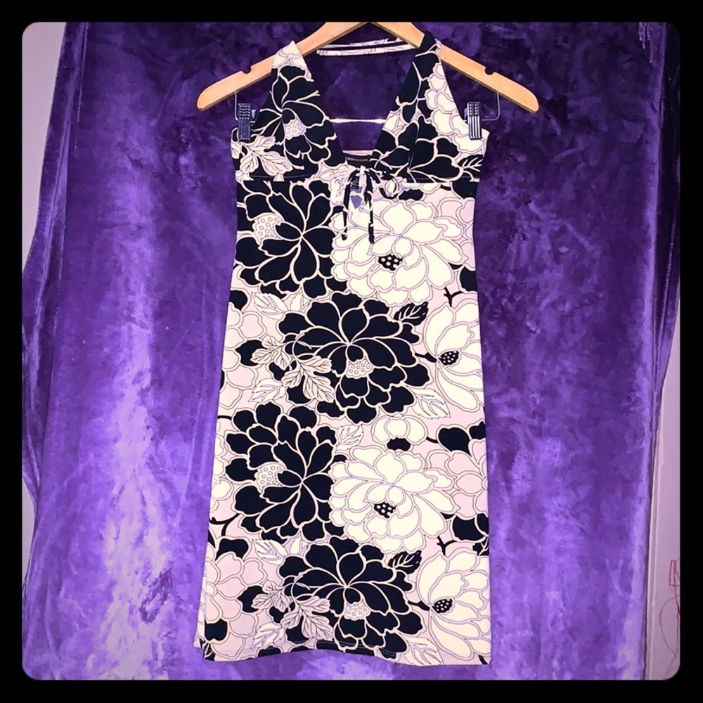 Like New Condition BCBG Max Azria S XS Black & Tan Floral Dress